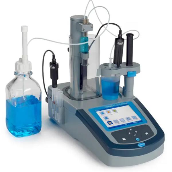 Hach AT1000 Potentiometric Titrator with 1 Burette - Model AT1102